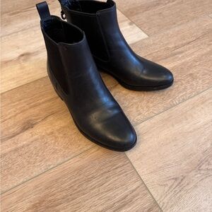 Cole Haan Gillian Lug Waterproof ankle Boots